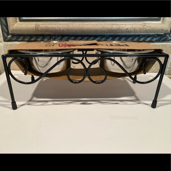 Metal Scroll Pet Dining Set in Stainless Steel - Picture 5 of 8